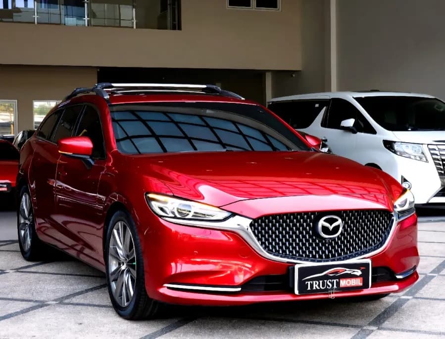 Foto Mobil Bekas Kanan Depan Mazda 6 2.5 tahun 2019