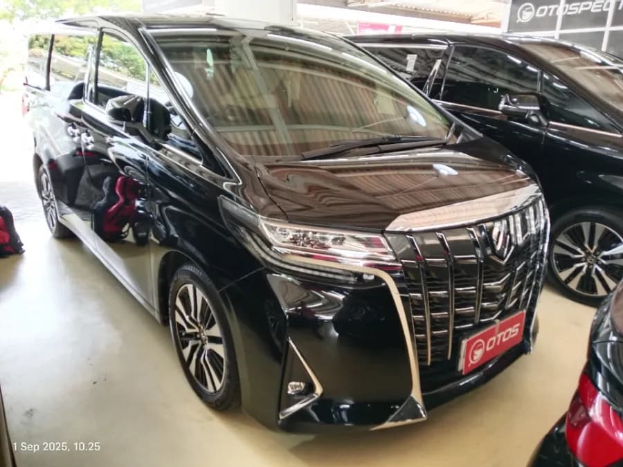 Foto Mobil Bekas Kanan Depan Toyota Alphard 2.5 G tahun 2018