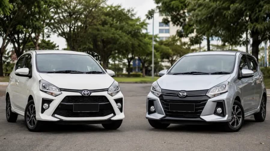 Perbandingan Lengkap Toyota Agya Bekas vs Daihatsu Ayla Bekas