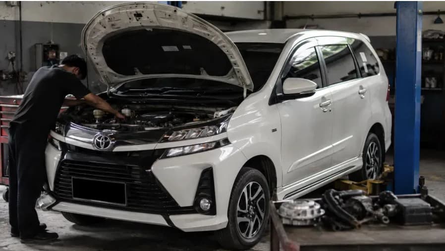Toyota Avanza Veloz Bekas
